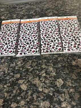 MAKERY HALLOWEEN TREAT BAGS W TIES  PINK SKULL LEOPARD PRINT LOT OF 48 NWT